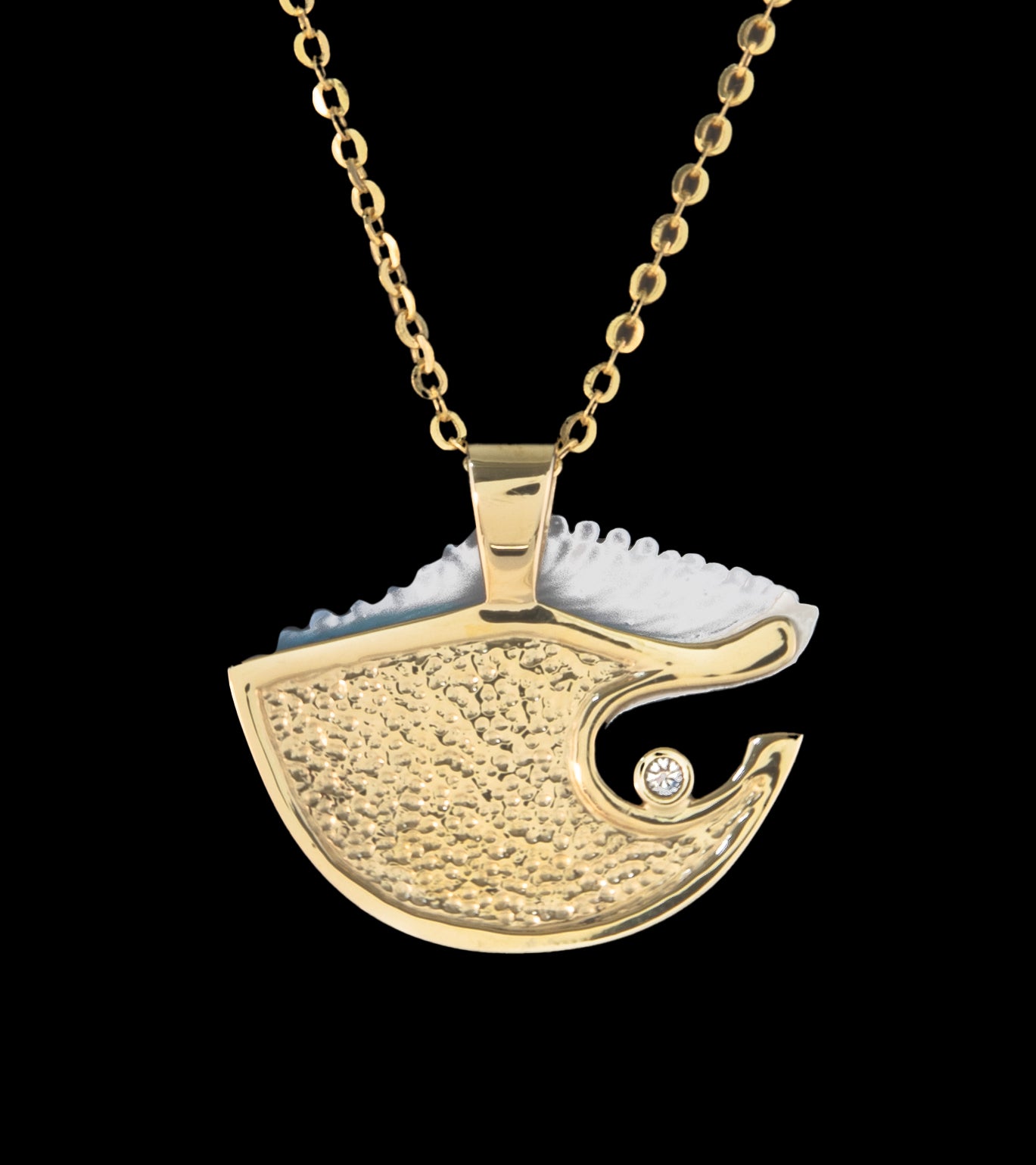 Colgante de ola grande de oro amarillo de 14 k y diamantes