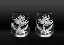 Sand-Etched Bird of Paradise Stemless. Set of 2