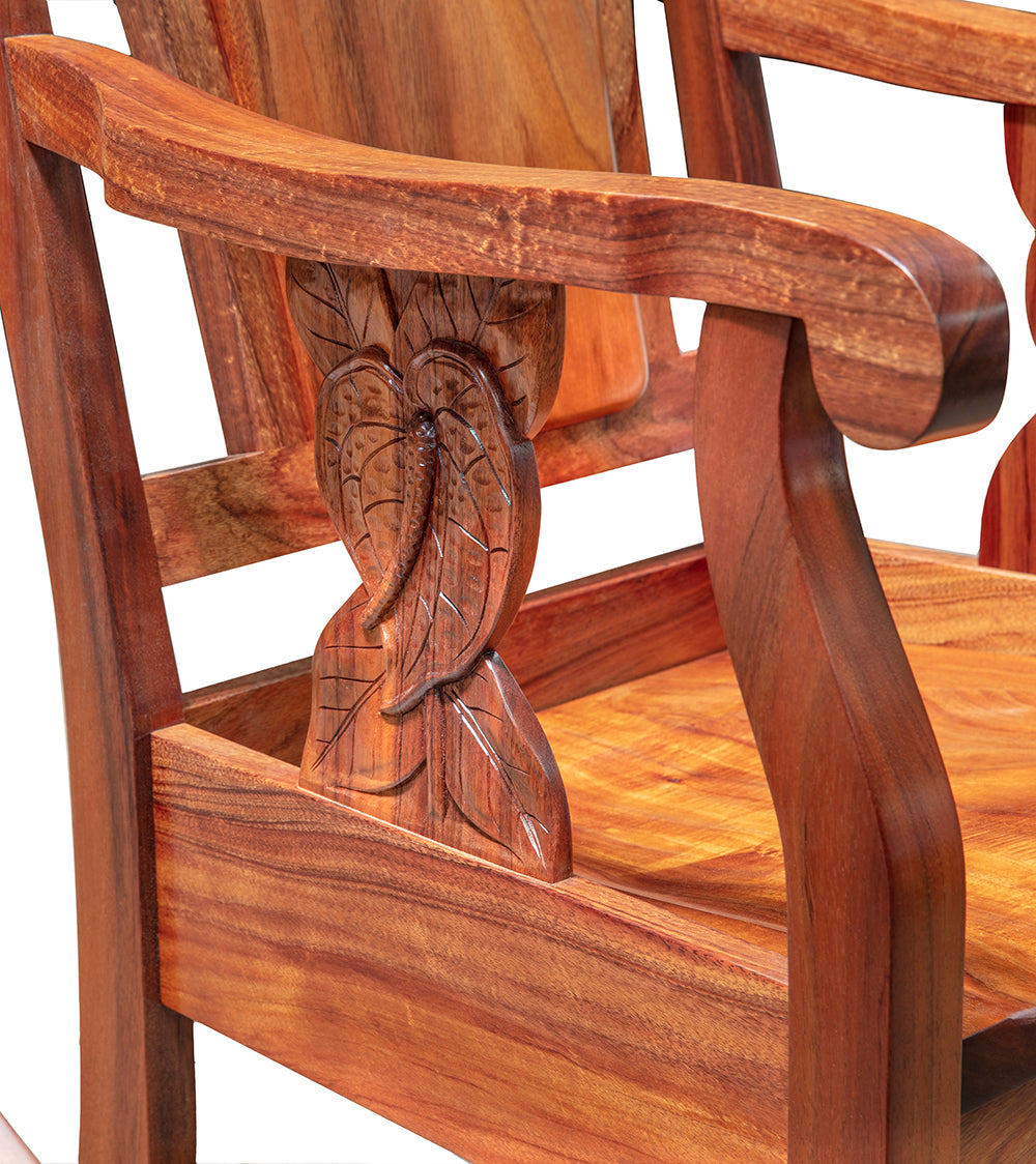 Mecedora Koele de madera maciza