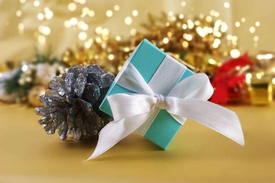Best New Year Gift Ideas for Friends and Families