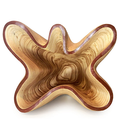 Vasija tallada "Cuenco de fresno y olivo" de Andy DiPietro