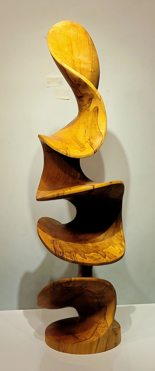 Vasija tallada "Cuenco de nogal blanqueado" de Andy DiPietro