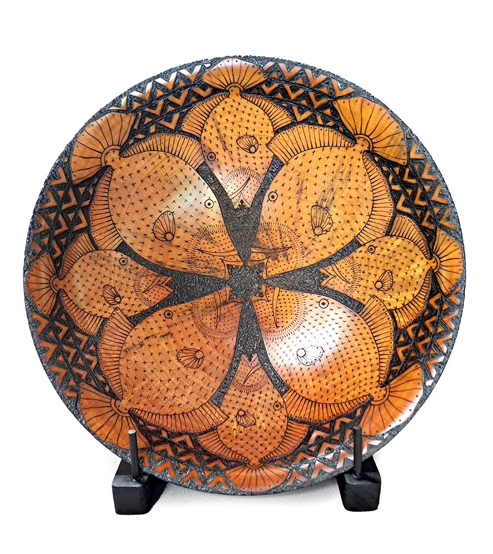 マイケル・パトリック・スミス作 焼き絵クックパインプラッター（スタンド付き）「Humu Blossom #859」