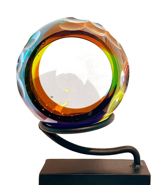 Escultura de vidrio "Ojo de joyero" de Ben Silver