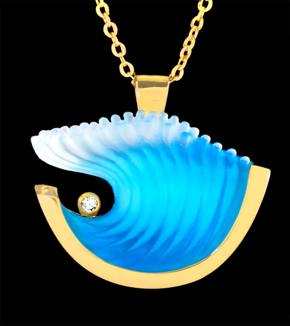 Colgante de ola grande de oro amarillo de 14 k y diamantes