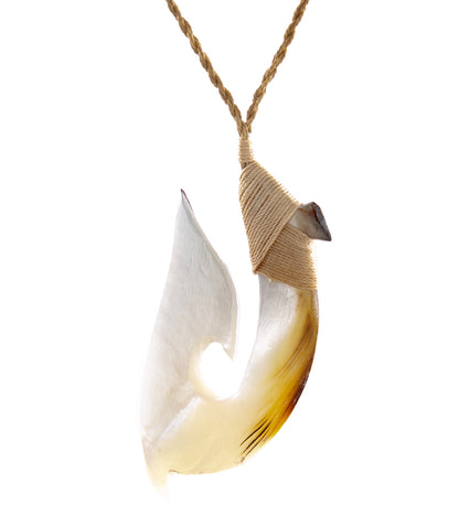 Colgante de gancho de nácar