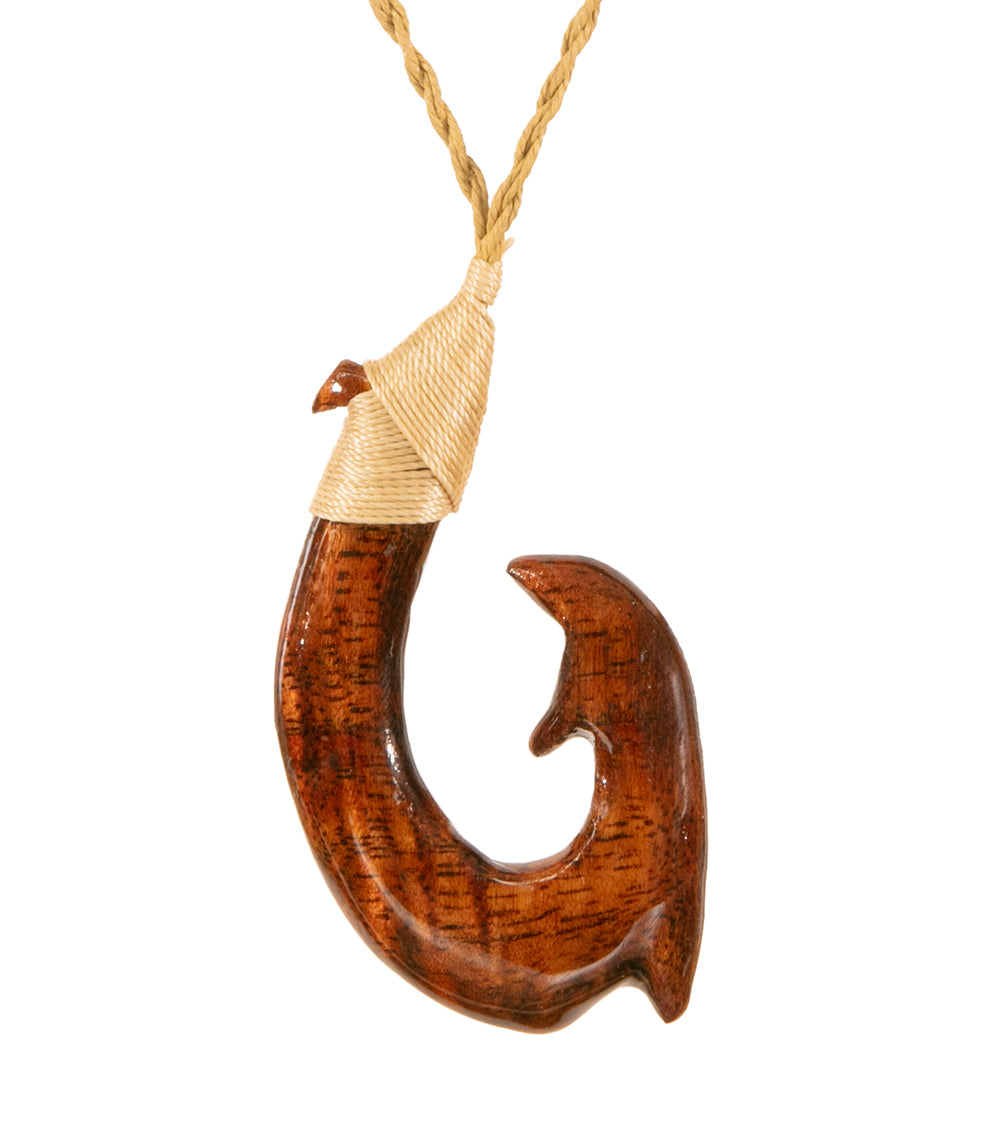 Colgante de gancho Ulua de koa rizado