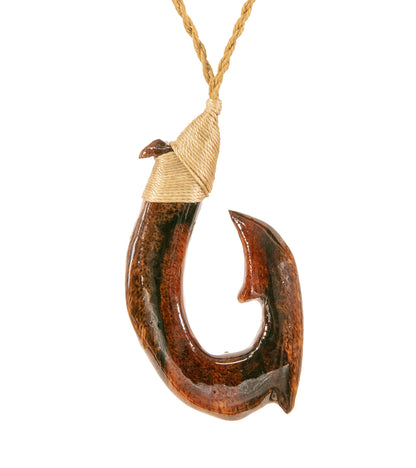 Colgante de gancho Ulua de koa rizado