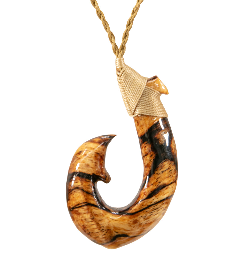 カーリーコアウルアフックペンダント