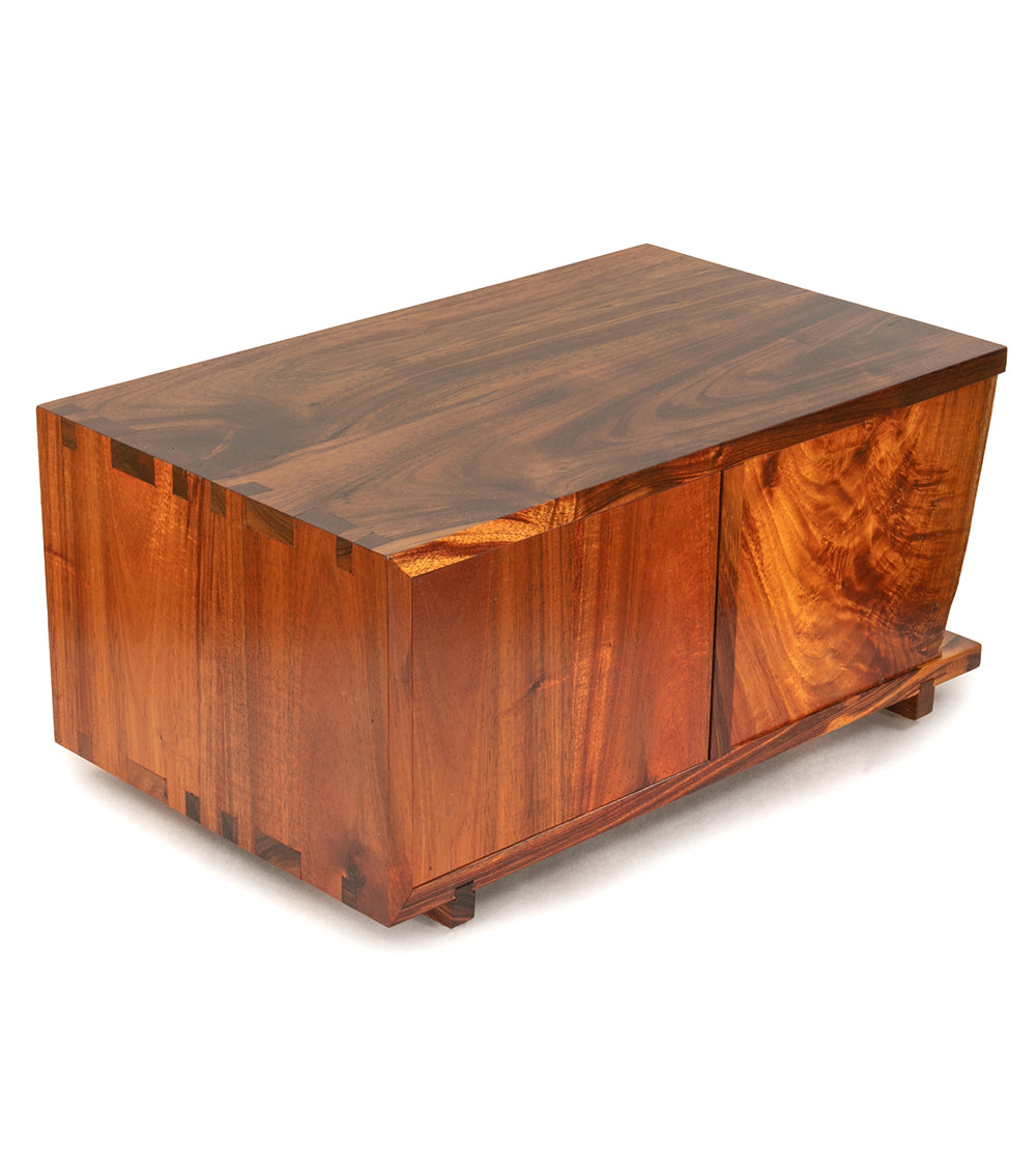 Kinsey Moaʻe 6 Drawer Box