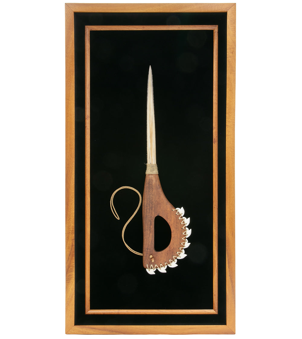 Hawaiian Weapon "Knuckle Marlin with 8 Shark Teeth" by Manny Mattos