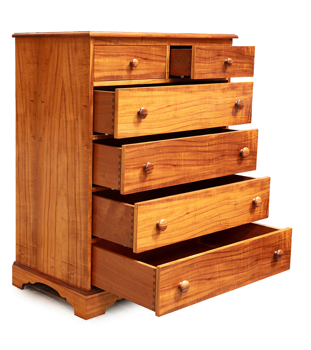 Halstead Dresser, 6 Drawer