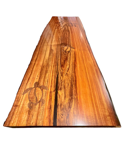 深絞り樹脂を使用したフリーフォームバンケットテーブル