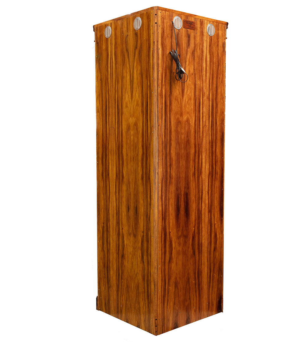 Vitrina esquinera, cristal de cuerpo entero