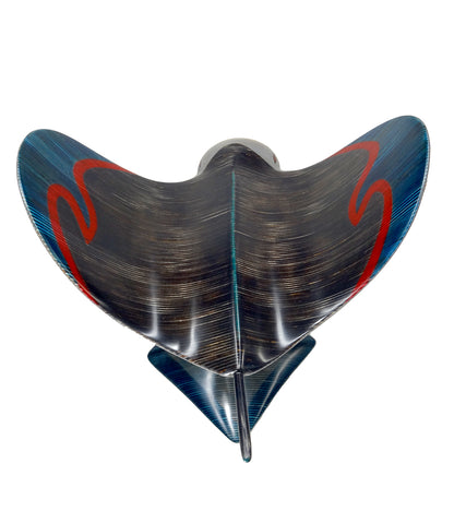 Escultura de madera "Manta" de Rock Cross