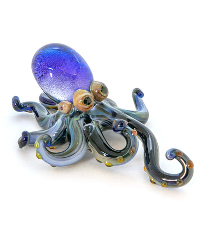 Escultura de vidrio "Pulpo grande" de Luke Olsen
