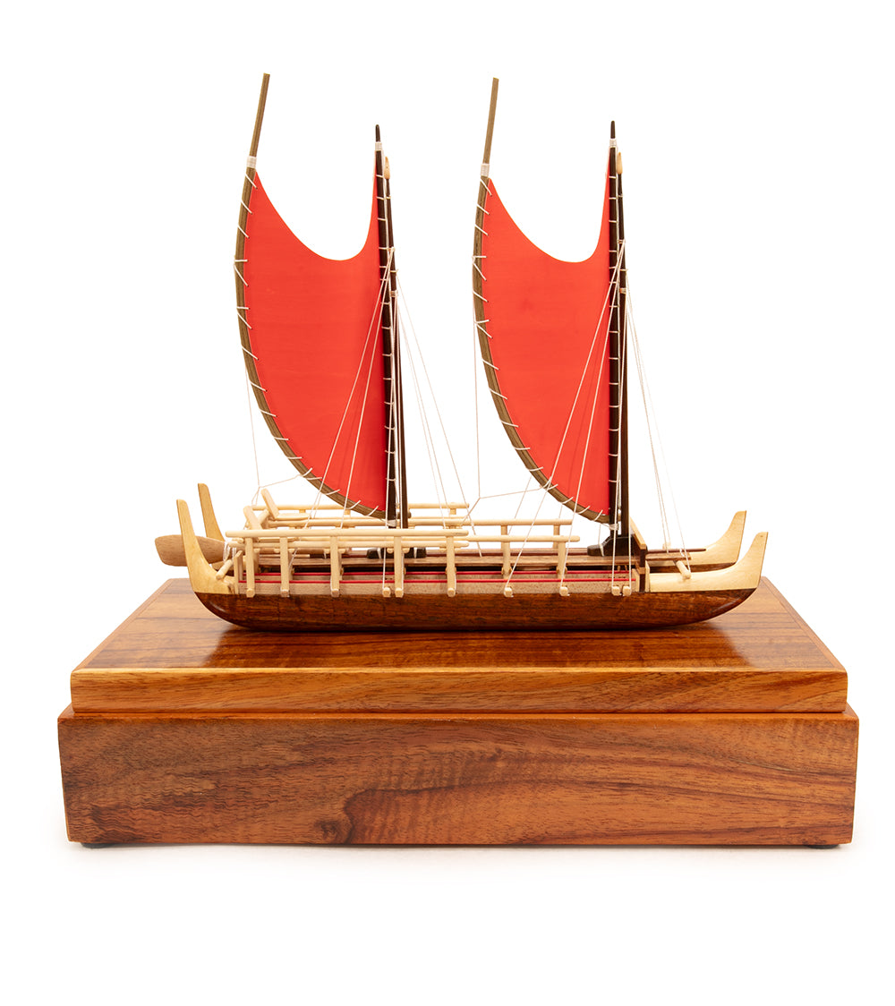 Canoa Koa 12”L “Hokulea” de Francis Pimmel