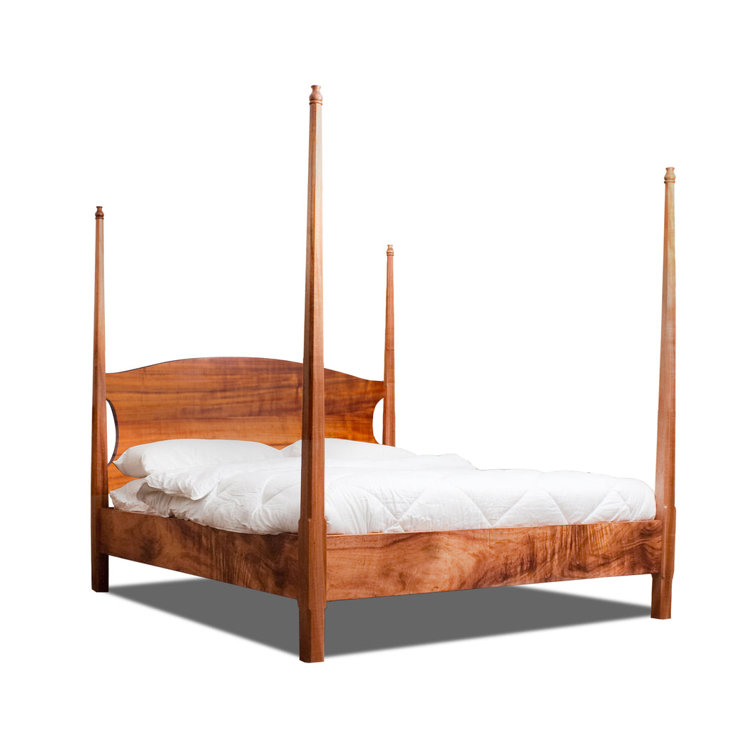 Cama con dosel de koa Kahala