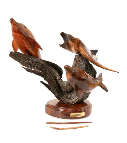 コアウッド彫刻「アイランド・カマアイナ」クレイグ・ニコルズ作