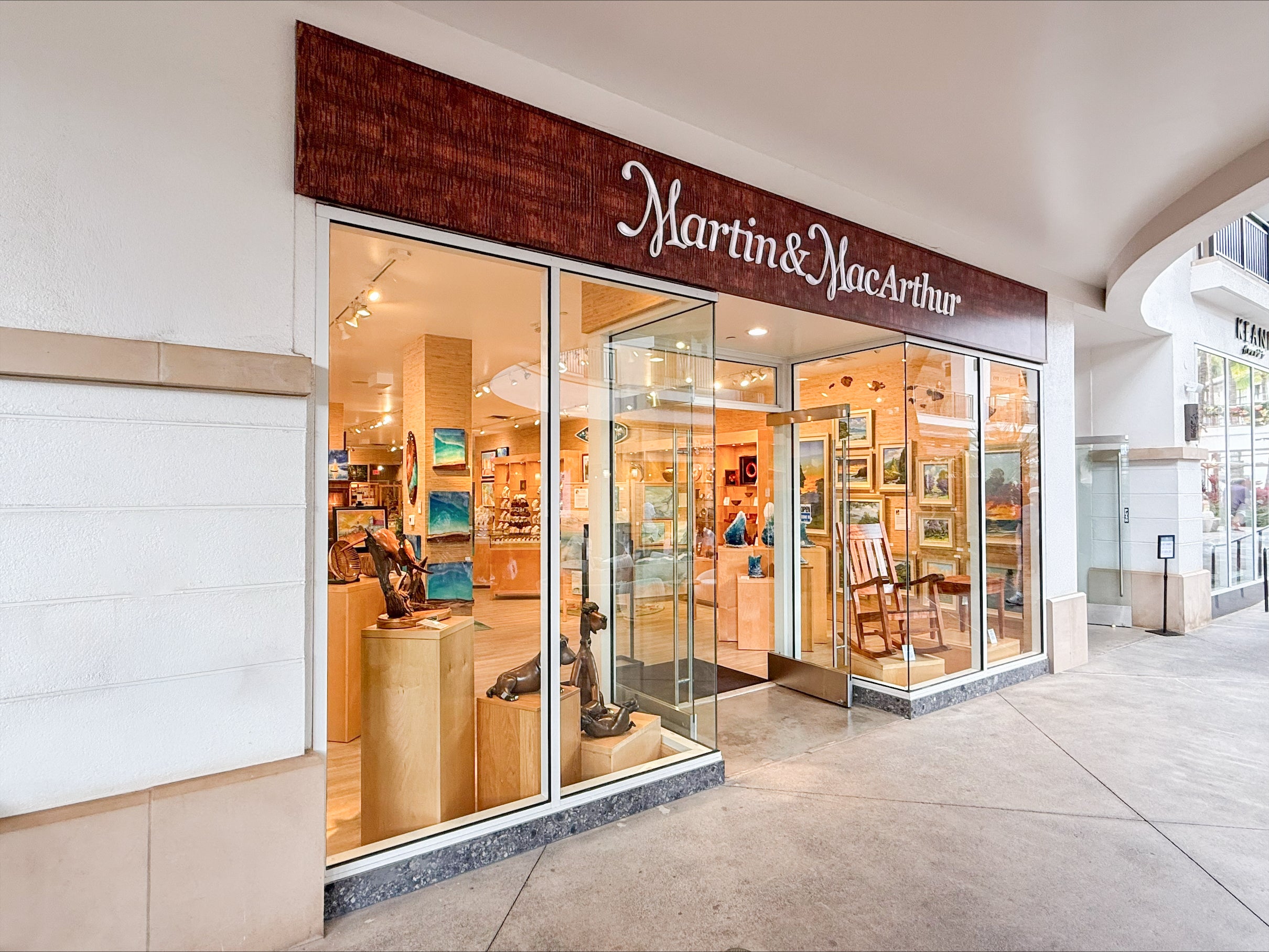 About Us – Martin & MacArthur