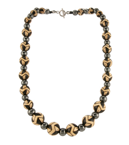 Collar de nácar "Cola de ballena" - 53728C
