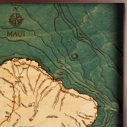 Mapa náutico de madera de Maui enmarcado 