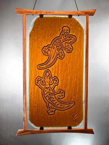 Glass Tattoo Art "Moʻo (Gecko)" by Roger Pawley