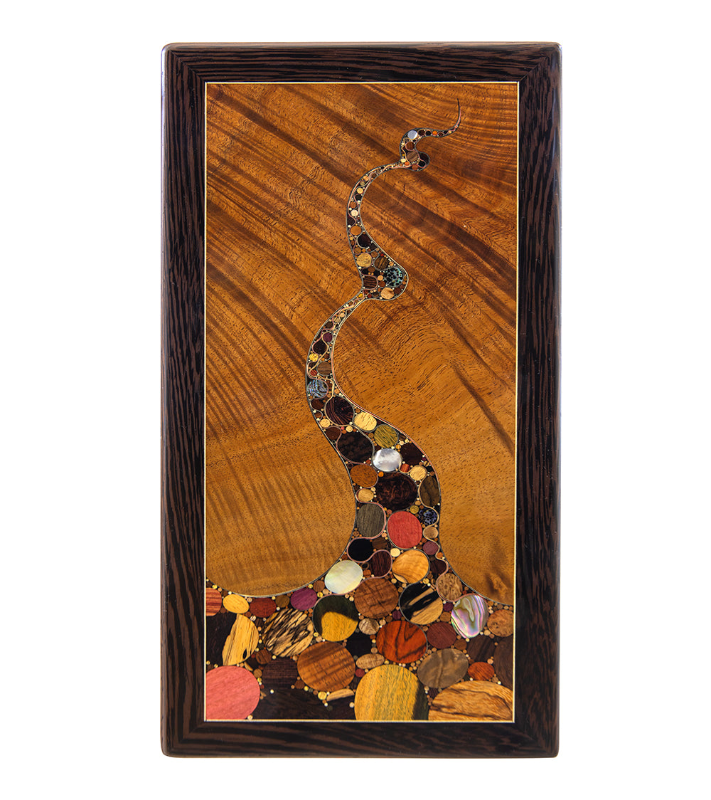 クリス・キャントウェル作 木製象嵌壁画「ダッキー・モモのコアアドベンチャー」