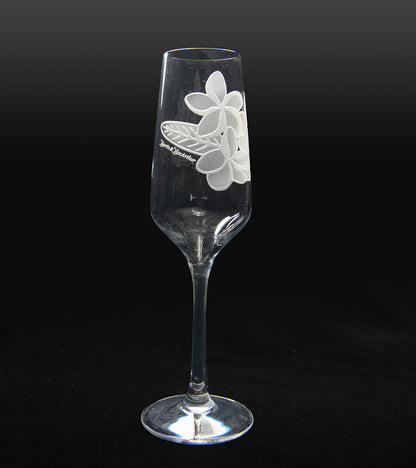 Plumeria color champán grabada en arena. Juego de 2