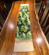 Kalo Table Runner Set by Sabado