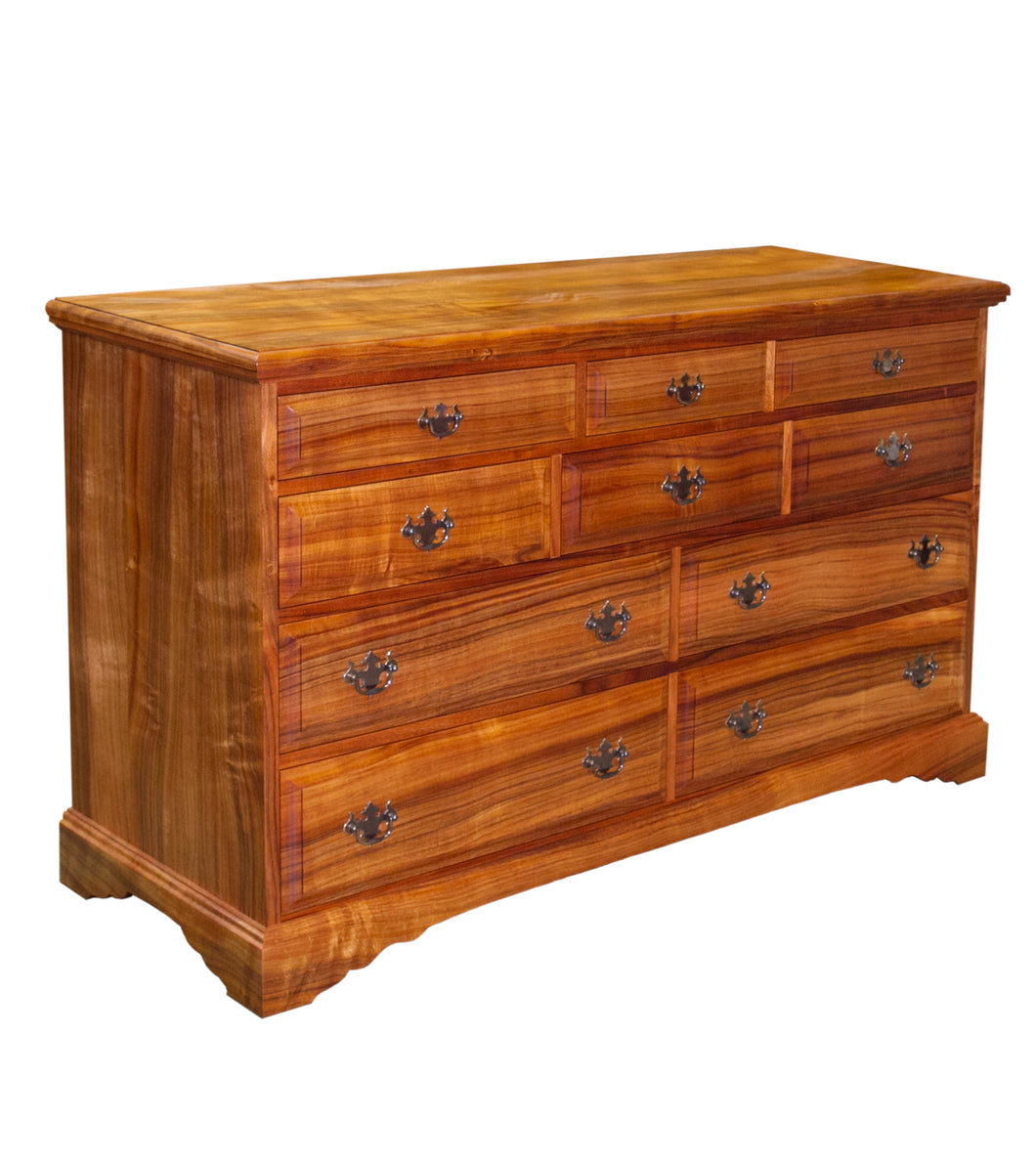 Kamuela 10 Drawer Dresser