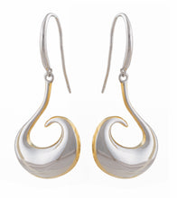 Makau Earrings