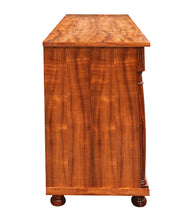 Kalakaua 8 Drawer Dresser