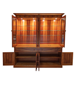 Heritage China Hutch with Two Pairs of Double Doors