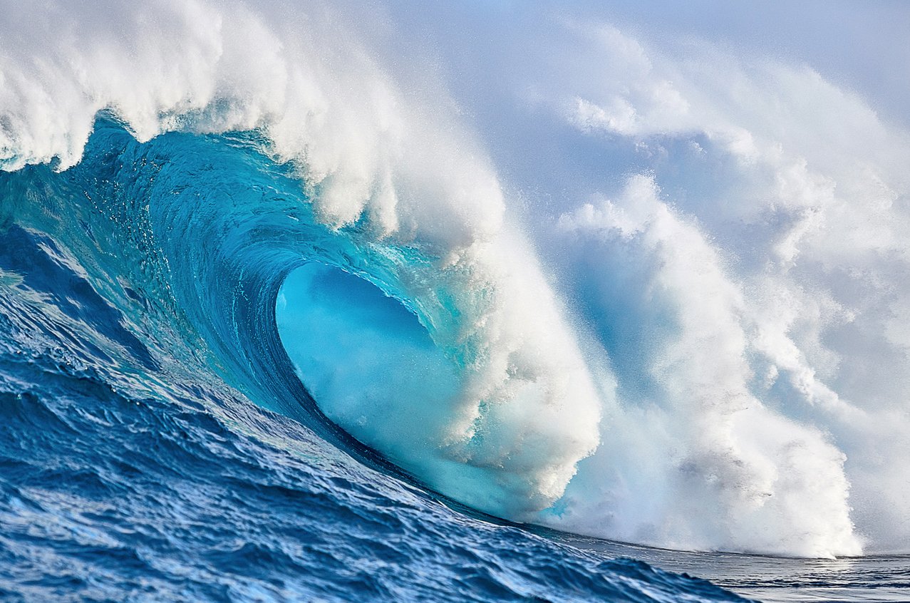 Nalu by Andrew Shoemaker